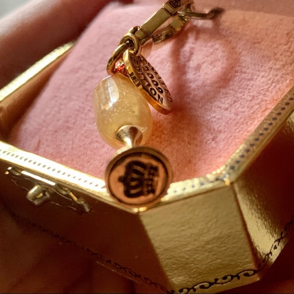 NEW Boxed Limited Edition Juicy Couture Champagne 🥂 Charm - Picture 7 of 10